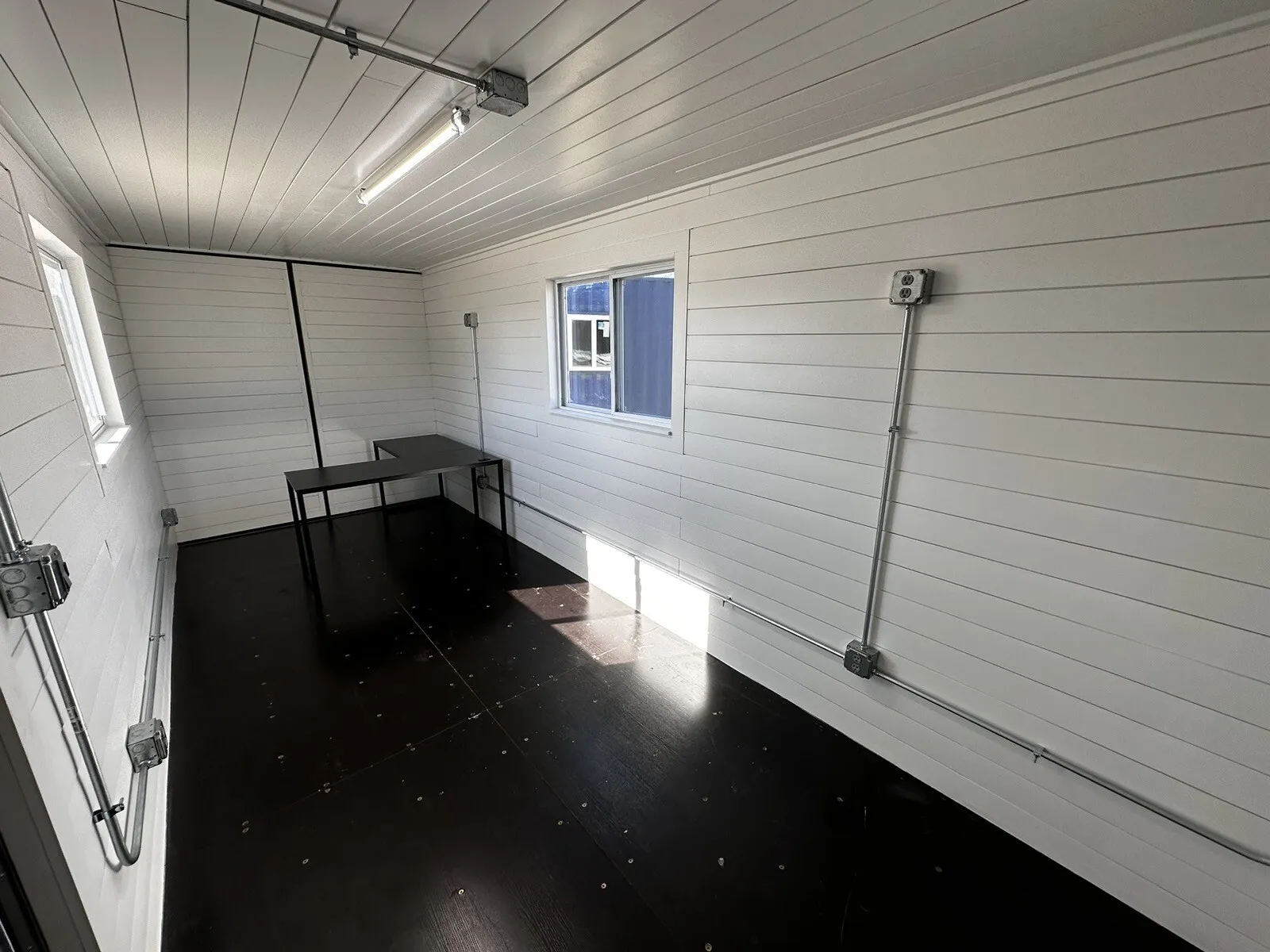 20ft 20’ Slate Gray Shiplap 120V Shipping Container Office Mini Split for Sale - Image 5