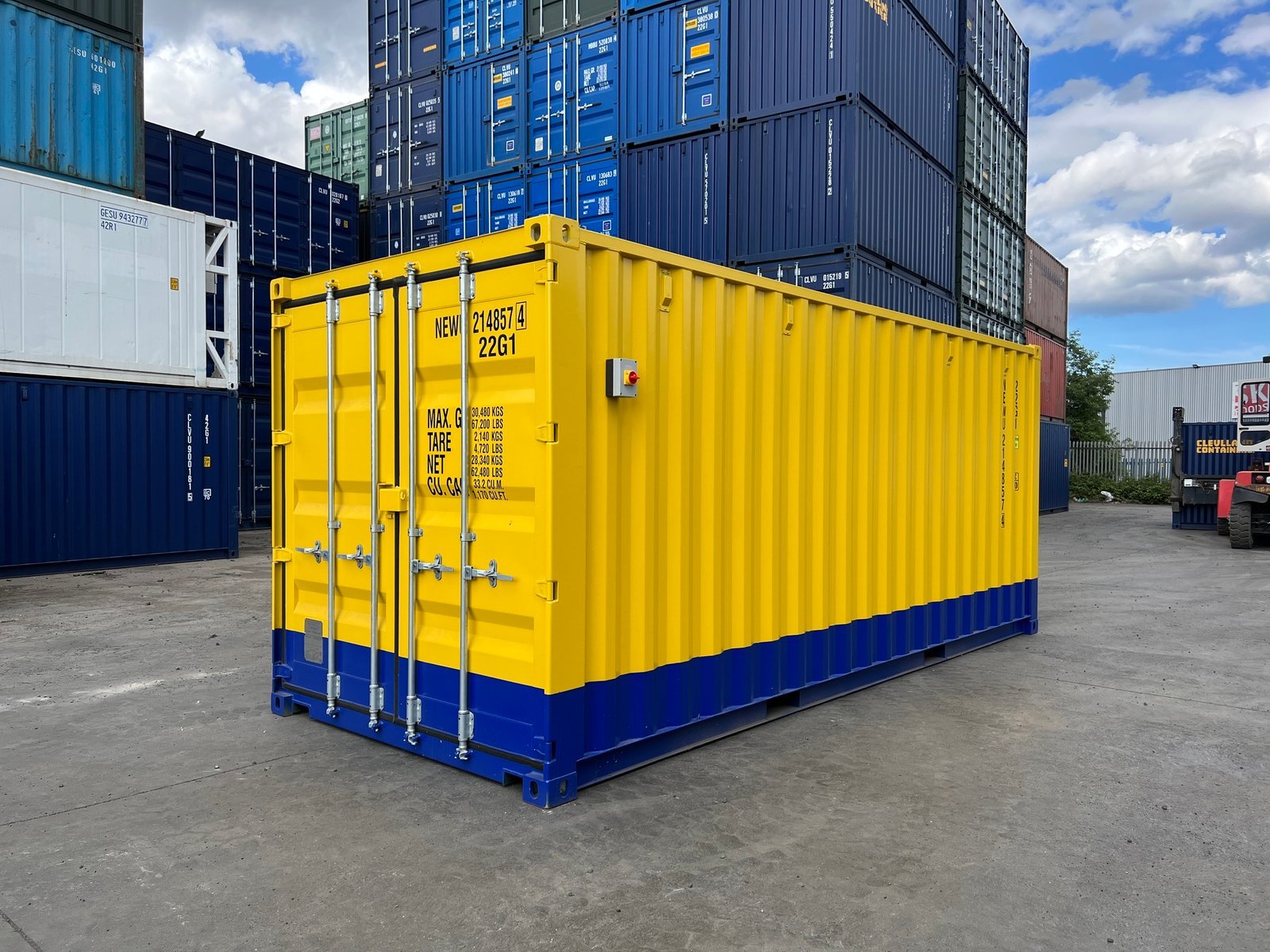 20ft Modified Shipping Containers – Custom Build for Sale