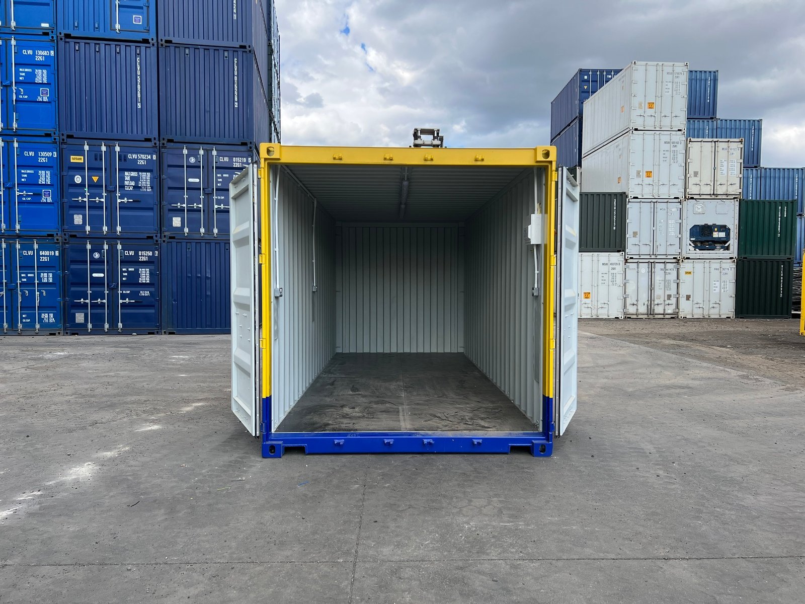 20ft Modified Shipping Containers – Custom Build for Sale - Image 2