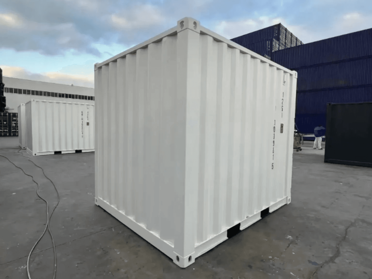 10 ft High Cube Shipping Containers White (New) - Image 3