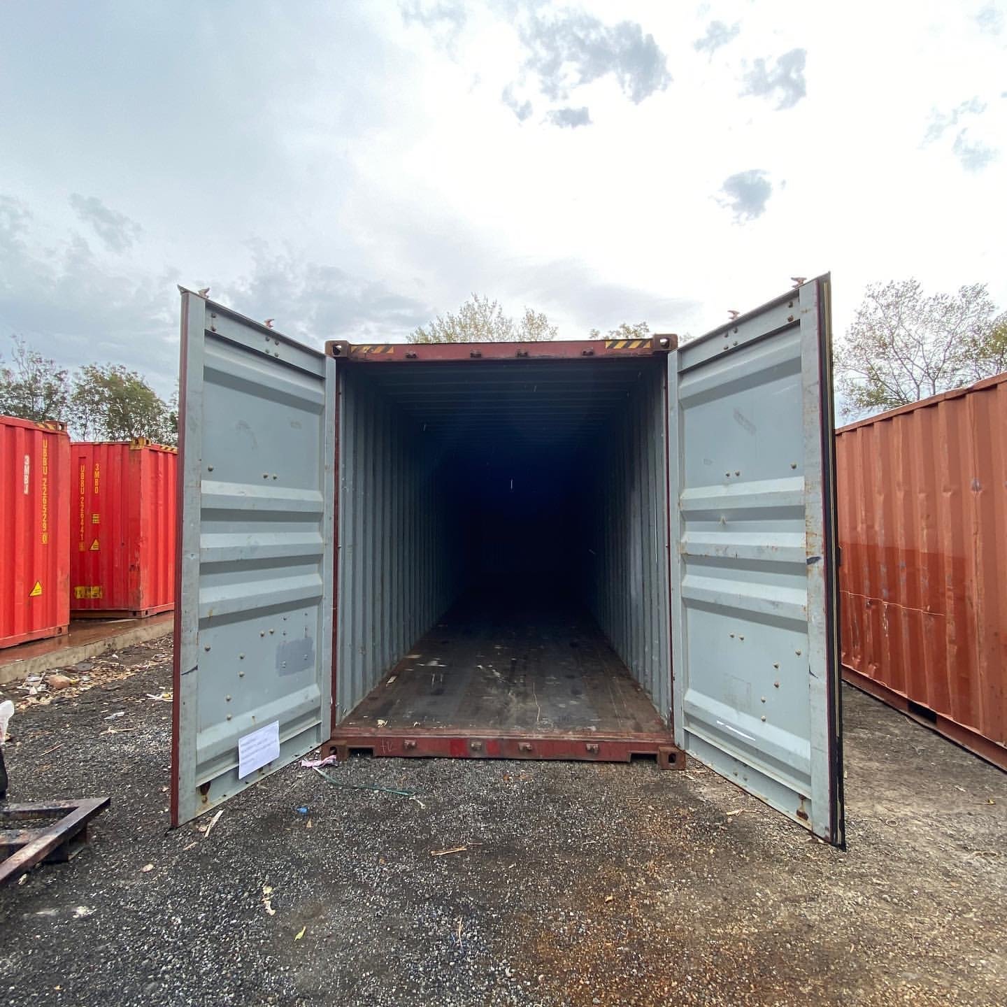 Clean 40ft Shipping Container. for Sale