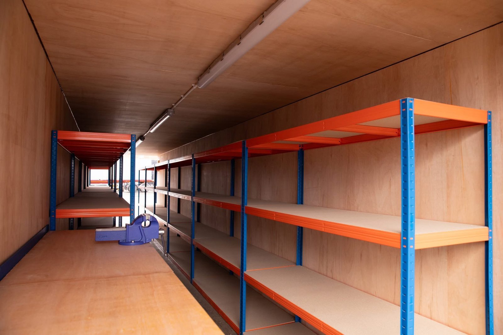 40ft Tunnel Container – Fully Shelved Mobile Workshop for Sale - Image 3