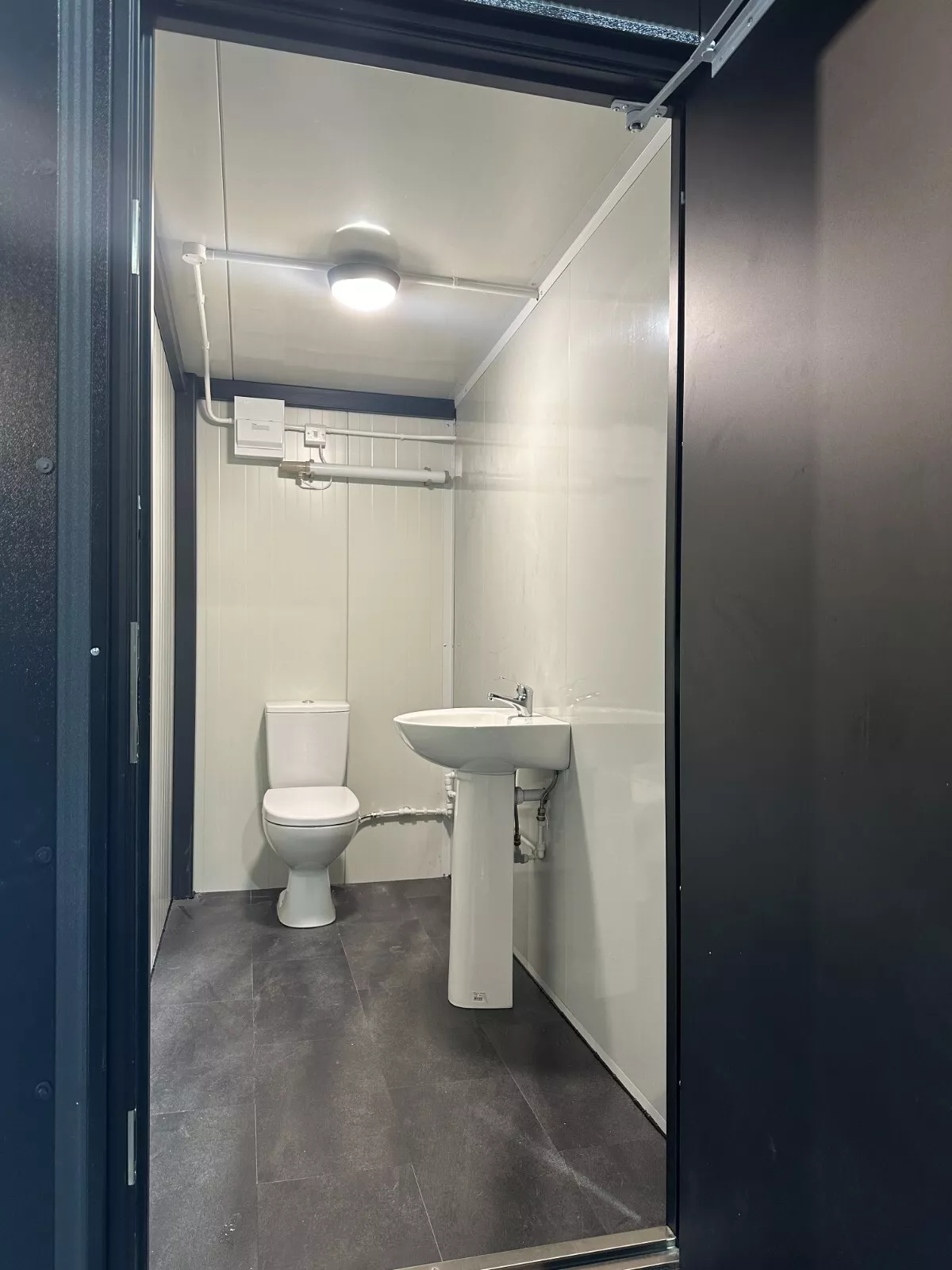 Triple Toilet Unit (Can be customized) for Sale - Image 6