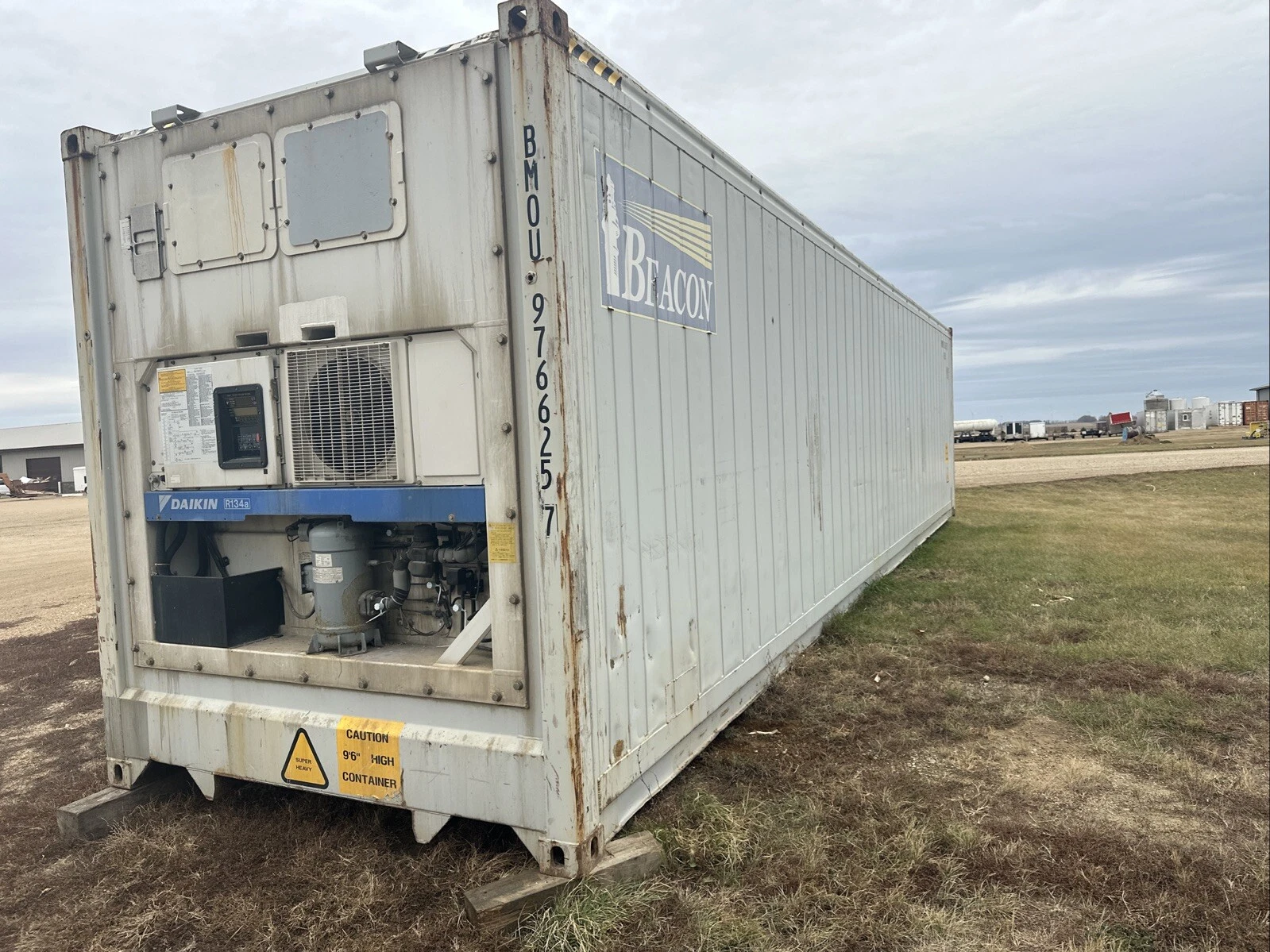 Daikin 40ft Refrigerated Shipping Container (Reefer) for Sale - Image 3