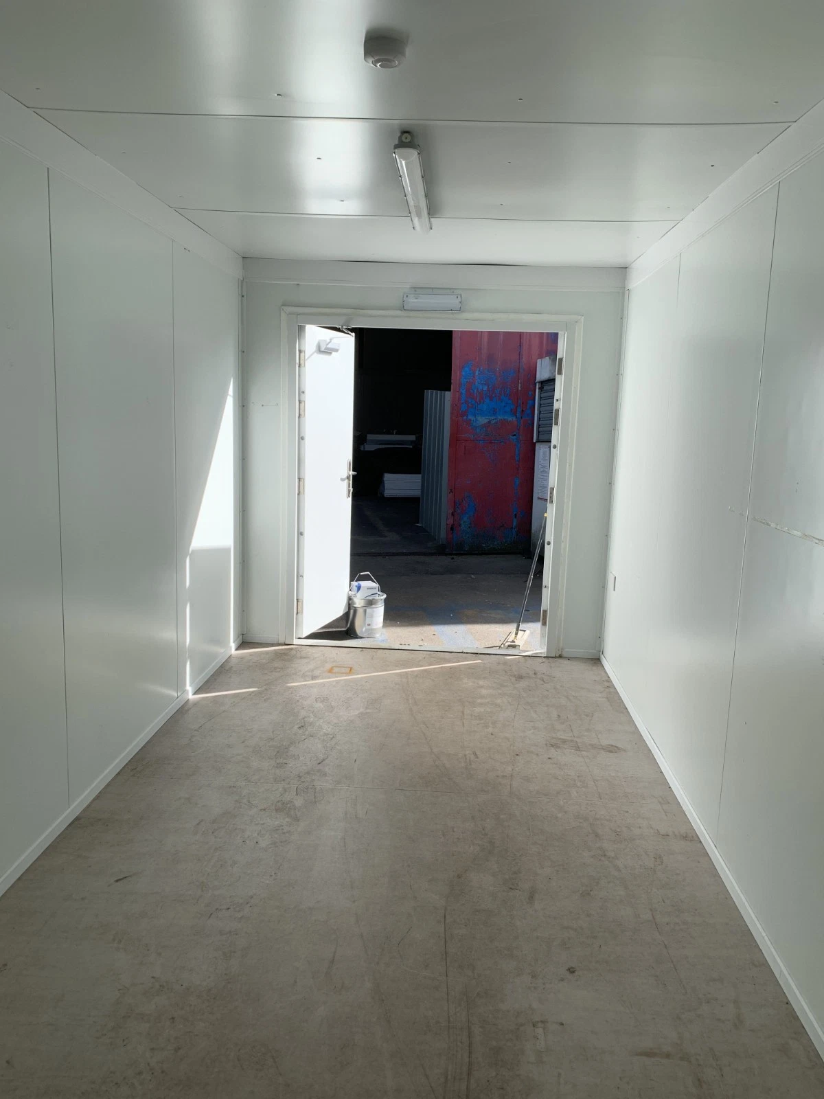 20ft X 8FT Insulated Storage Unit for Sale - Image 3