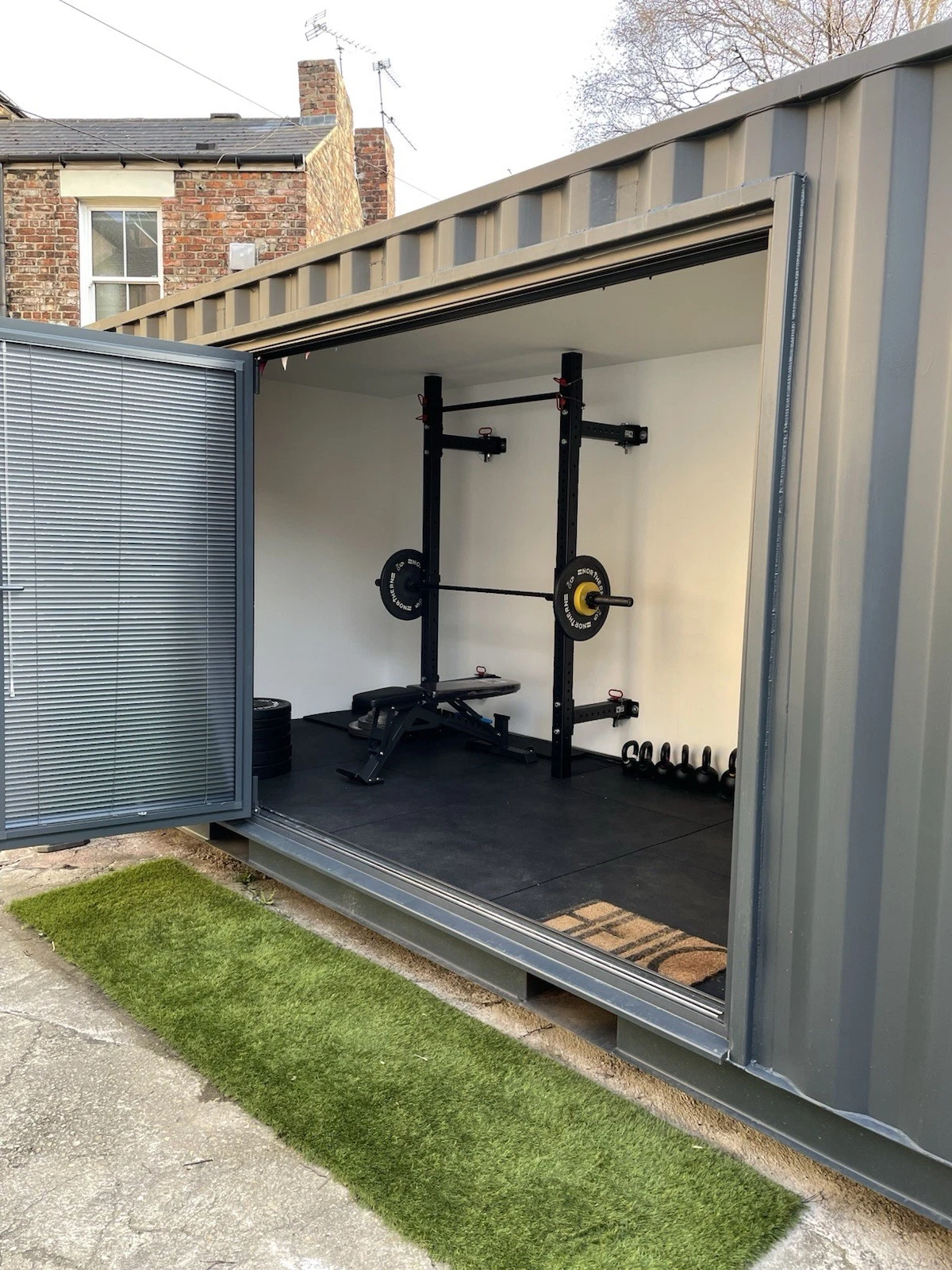 Converted Shipping Container Office Gym 20ft for Sale - Image 3