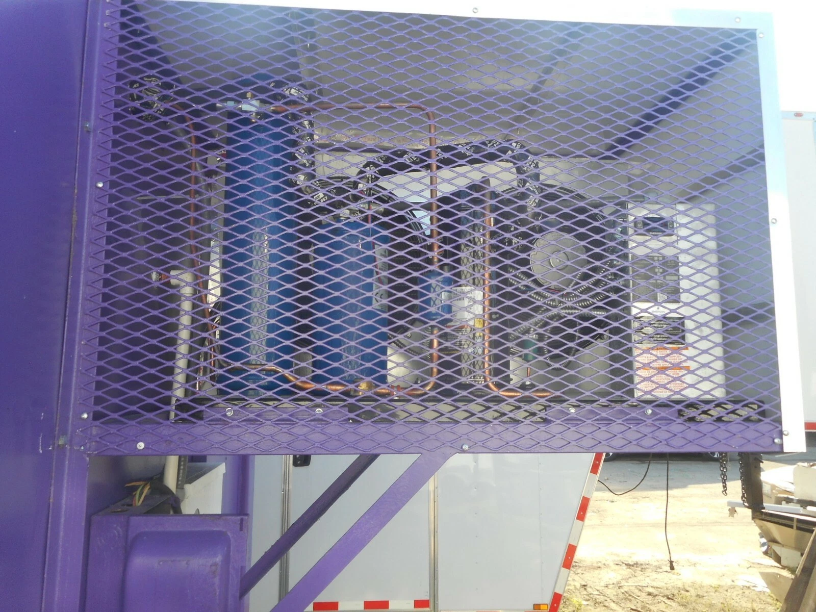 20FT Mobile Cold Storage Container – Freezer/Cooler Model for Sale - Image 6