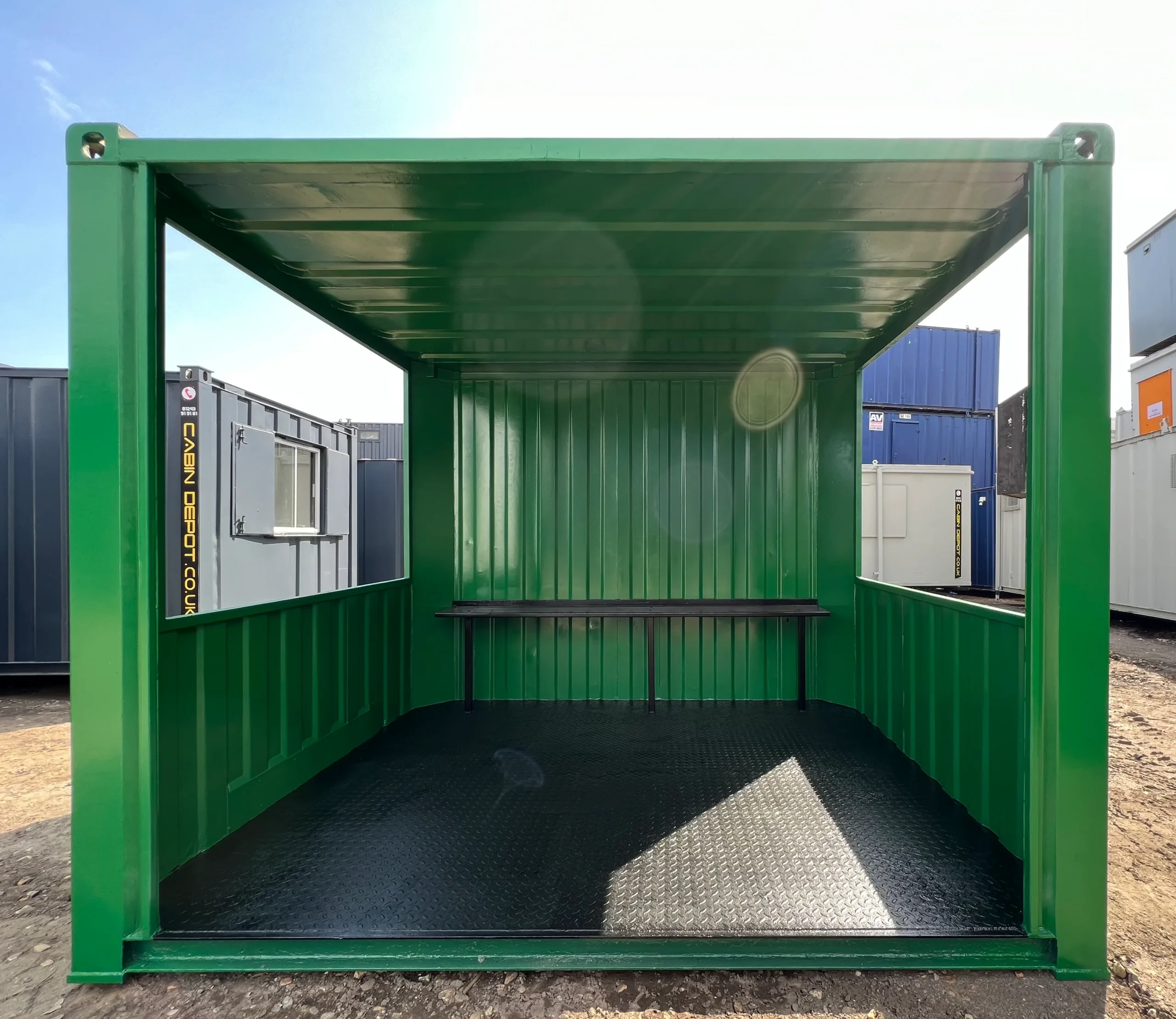 5ft x 8ft Smoking Shelter Container - Image 2
